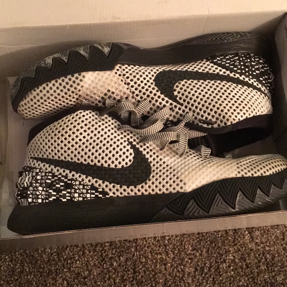 Kyrie 1 “black history month”